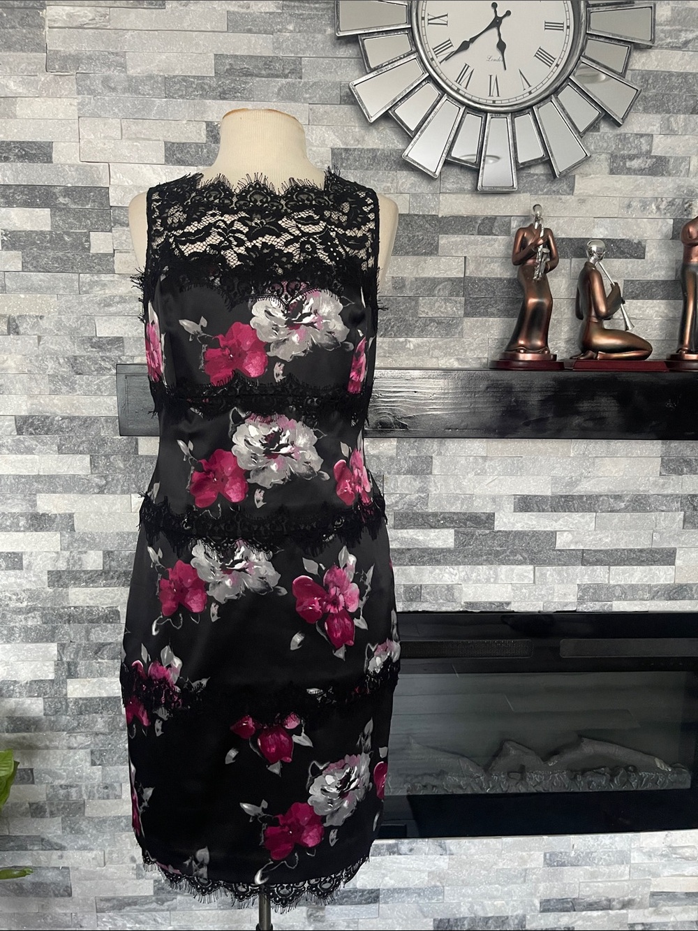 White House Black Market Sheath Dress Women's Sz 10 Black Gray Floral Sleeveless